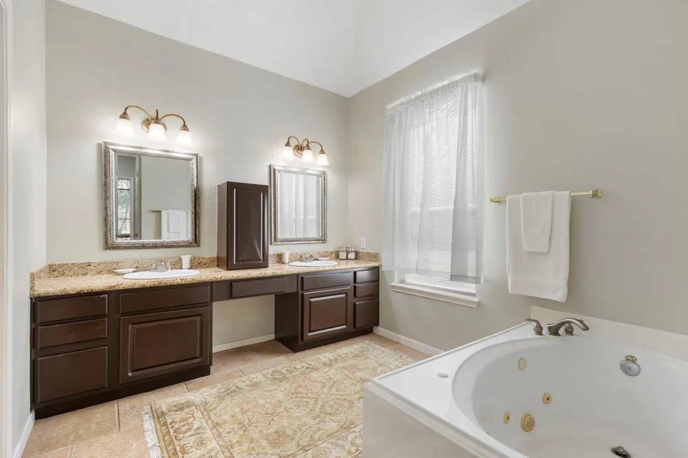 98 W Night Heron Place The Woodlands, TX 77382