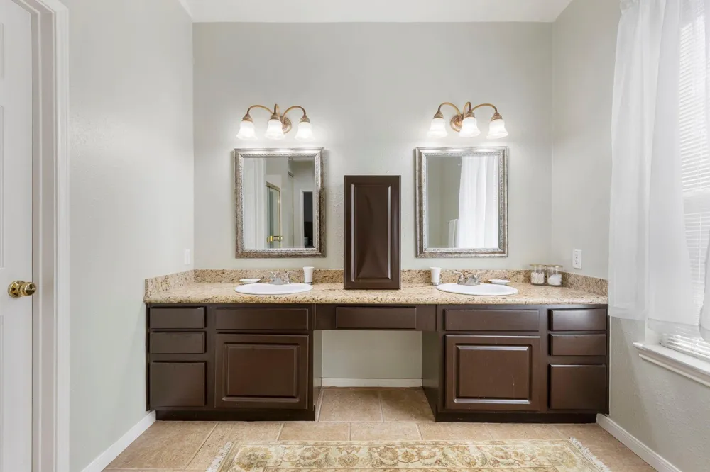 98 W Night Heron Place The Woodlands, TX 77382