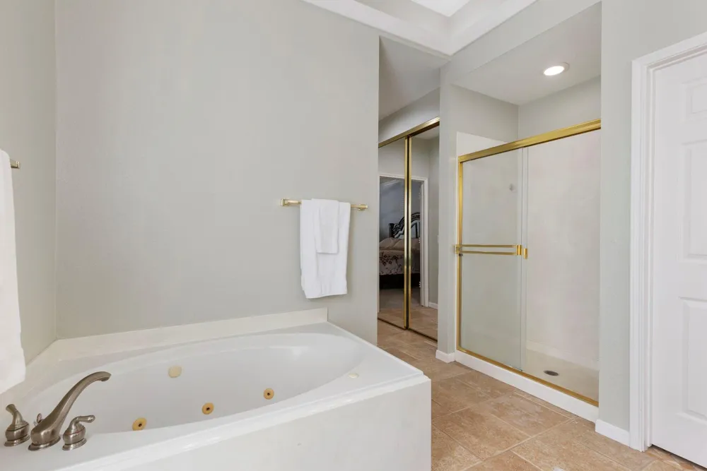 98 W Night Heron Place The Woodlands, TX 77382