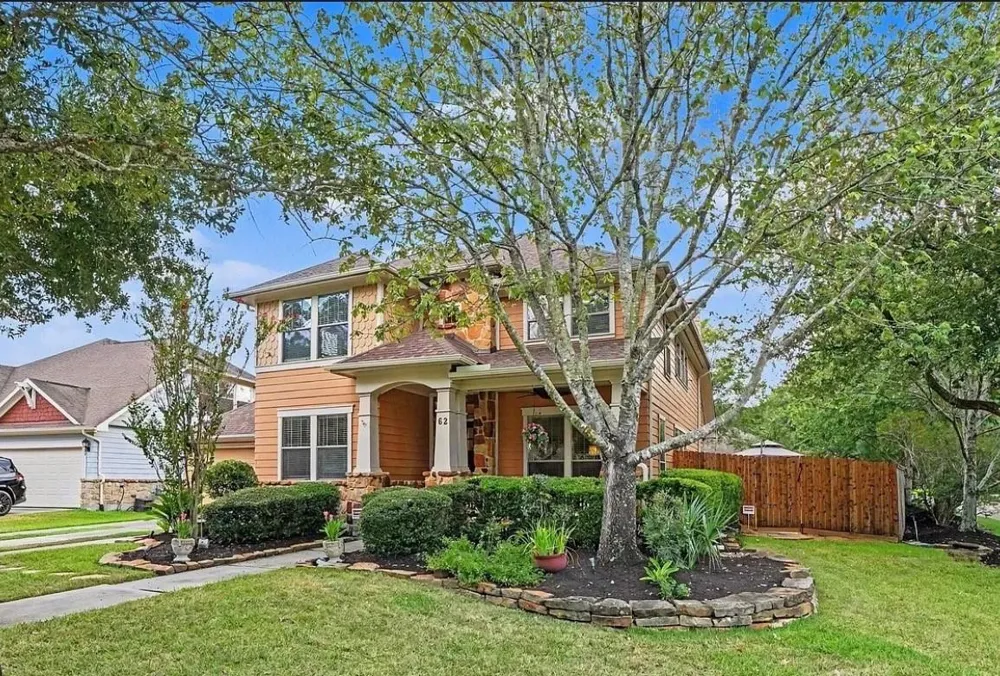 62 W Tapestry Park Circle The Woodlands, TX 77381