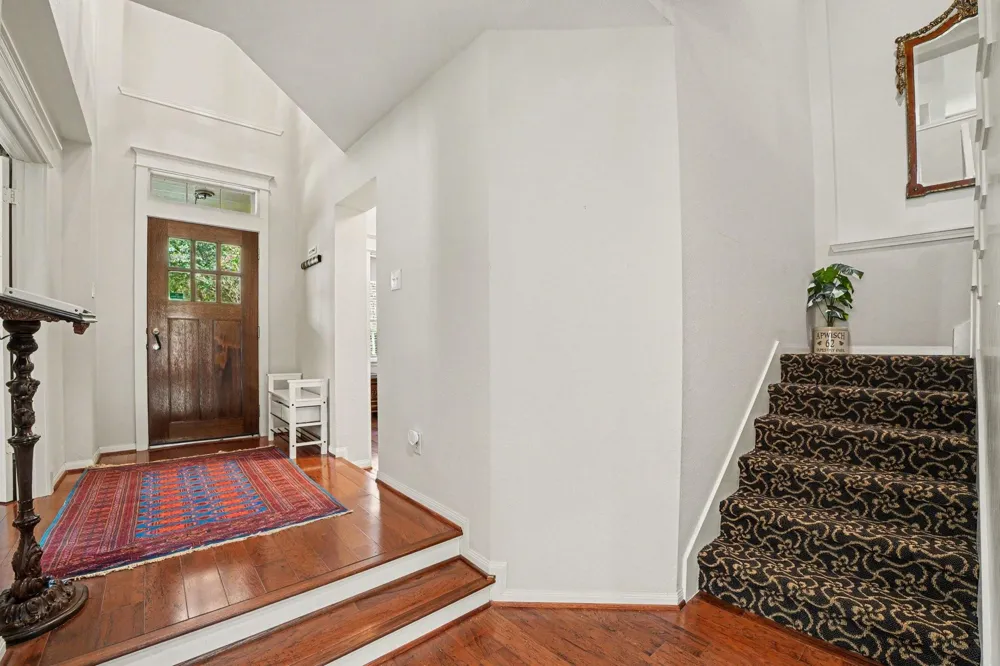 62 W Tapestry Park Circle The Woodlands, TX 77381