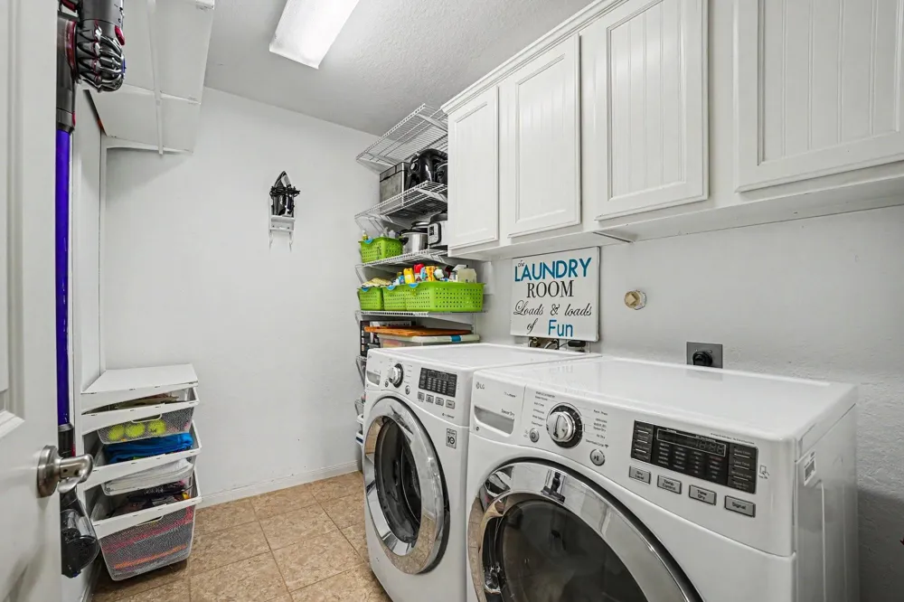 62 W Tapestry Park Circle The Woodlands, TX 77381