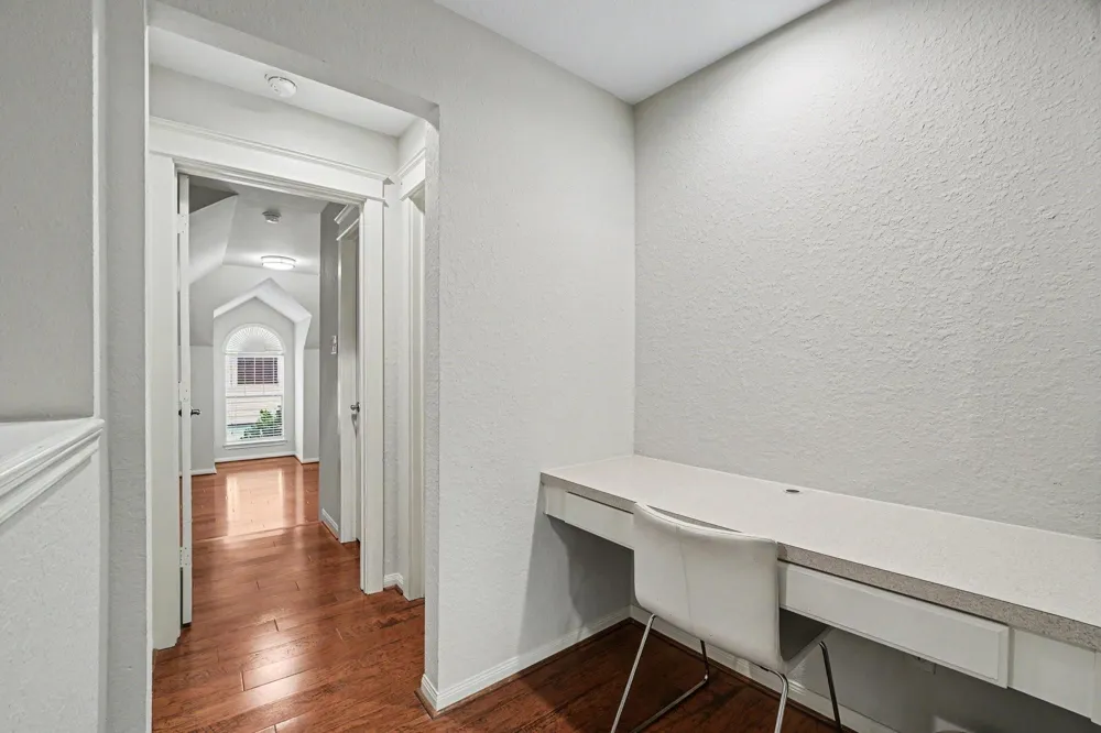 62 W Tapestry Park Circle The Woodlands, TX 77381