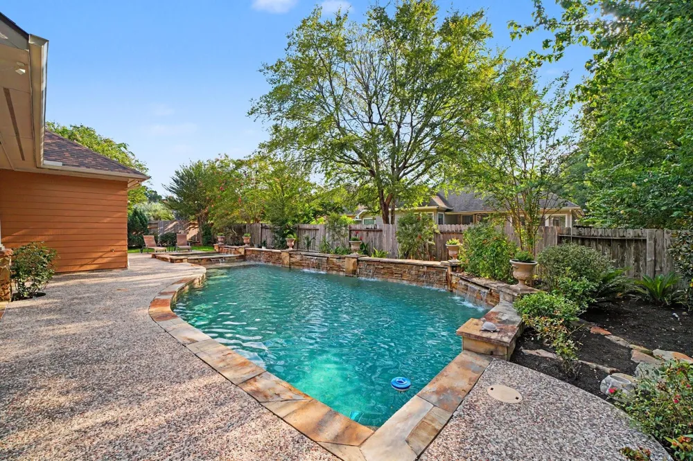 62 W Tapestry Park Circle The Woodlands, TX 77381
