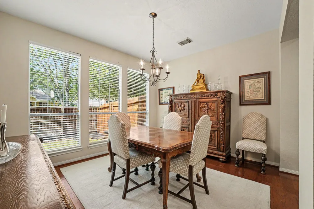 62 W Tapestry Park Circle The Woodlands, TX 77381