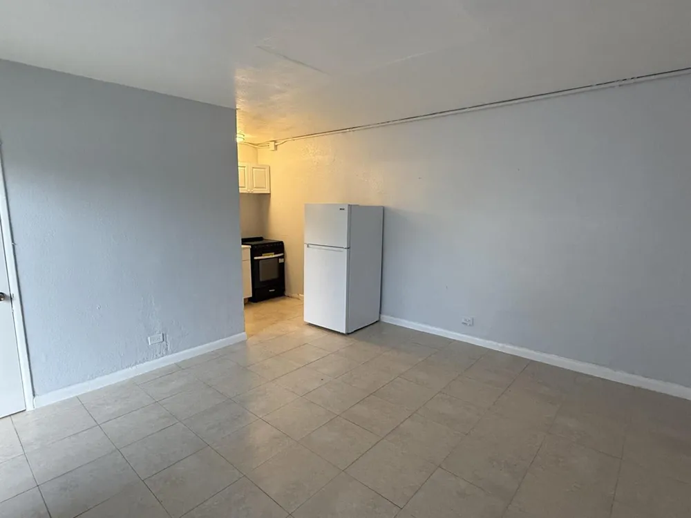 3300 Broadway #7 West Palm Beach, FL 33407