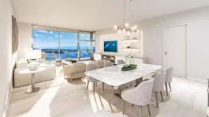 220 Lake Shore Drive #813 Lake Park, FL 33403