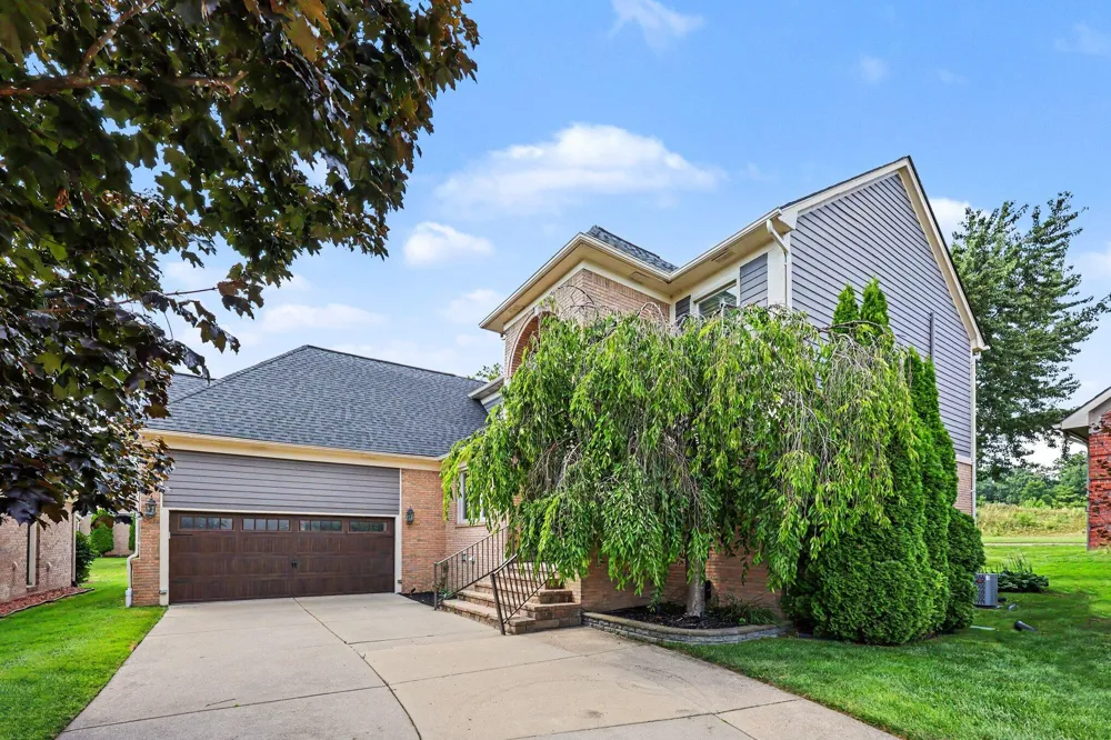 59807 Glacier Ridge Washington, MI 48094