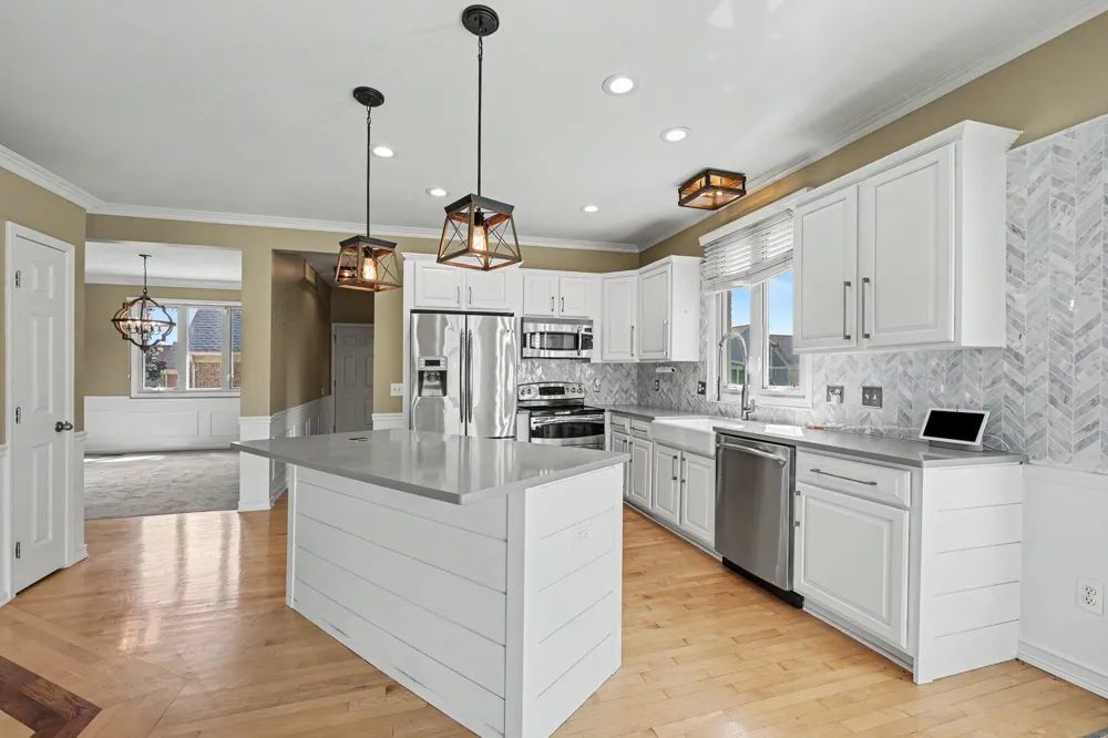 59807 Glacier Ridge Washington, MI 48094