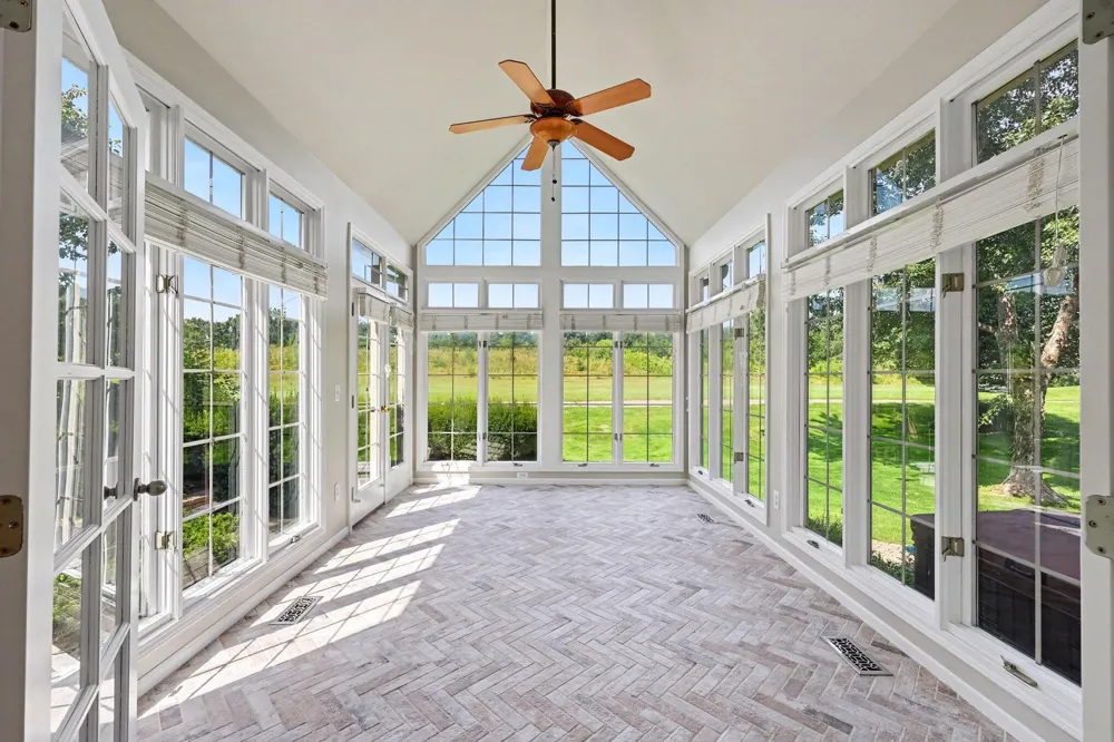 59807 Glacier Ridge Washington, MI 48094