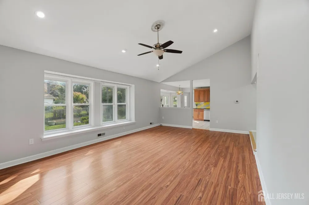 20 Franklin Drive Plainsboro, NJ 08536