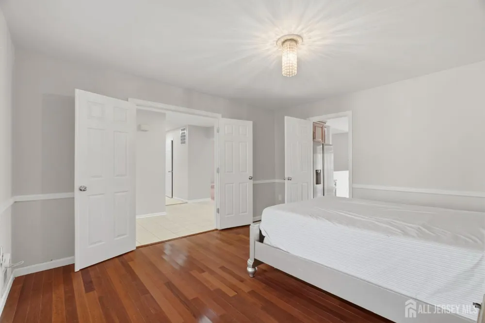 20 Franklin Drive Plainsboro, NJ 08536