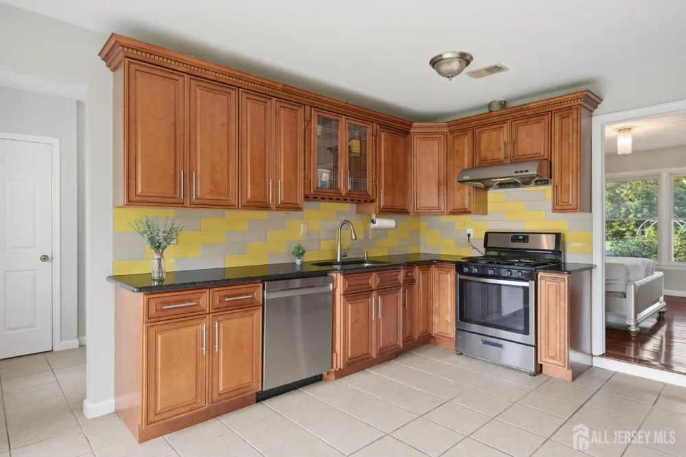 20 Franklin Drive Plainsboro, NJ 08536