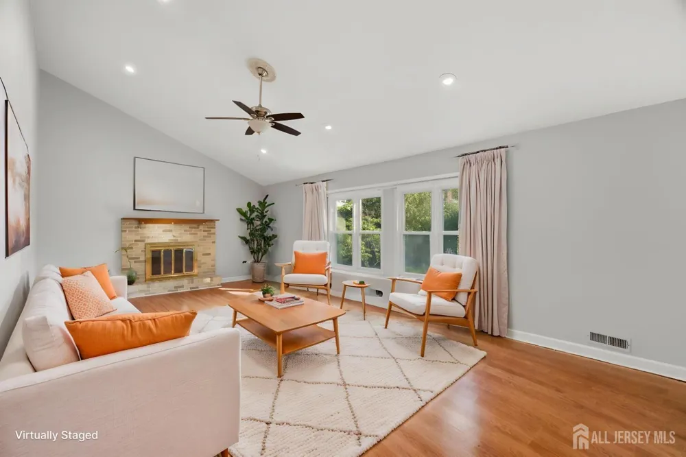 20 Franklin Drive Plainsboro, NJ 08536