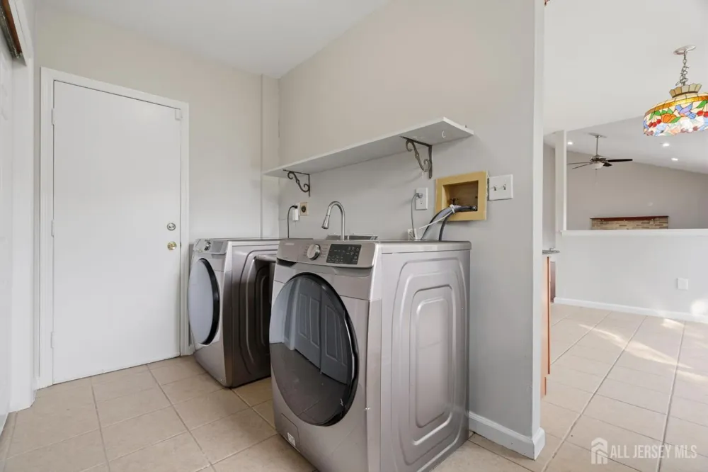 20 Franklin Drive Plainsboro, NJ 08536