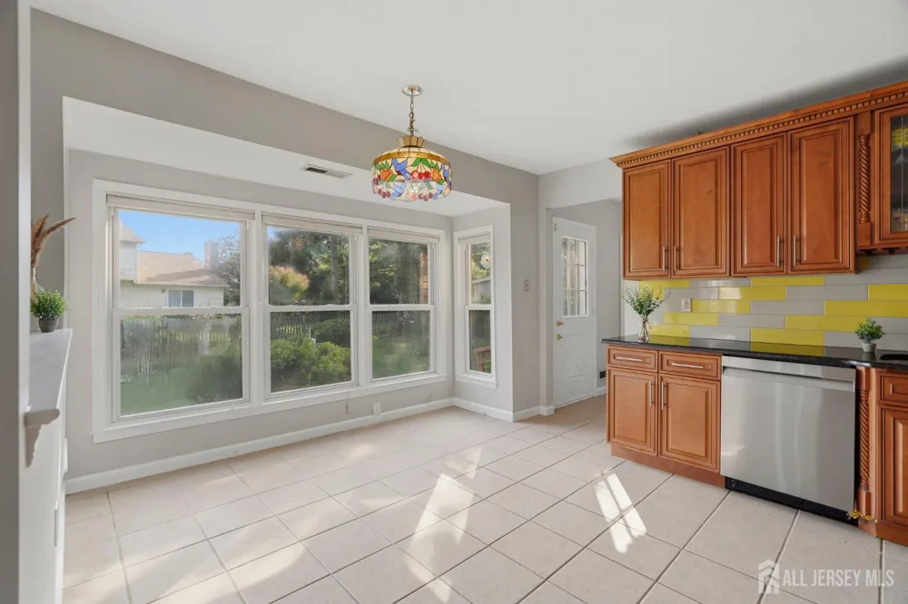 20 Franklin Drive Plainsboro, NJ 08536