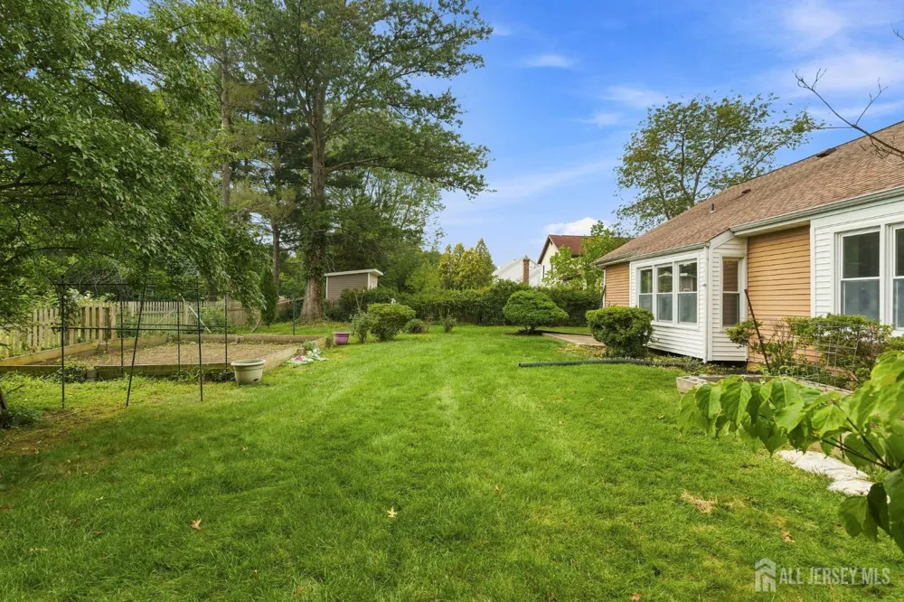 20 Franklin Drive Plainsboro, NJ 08536