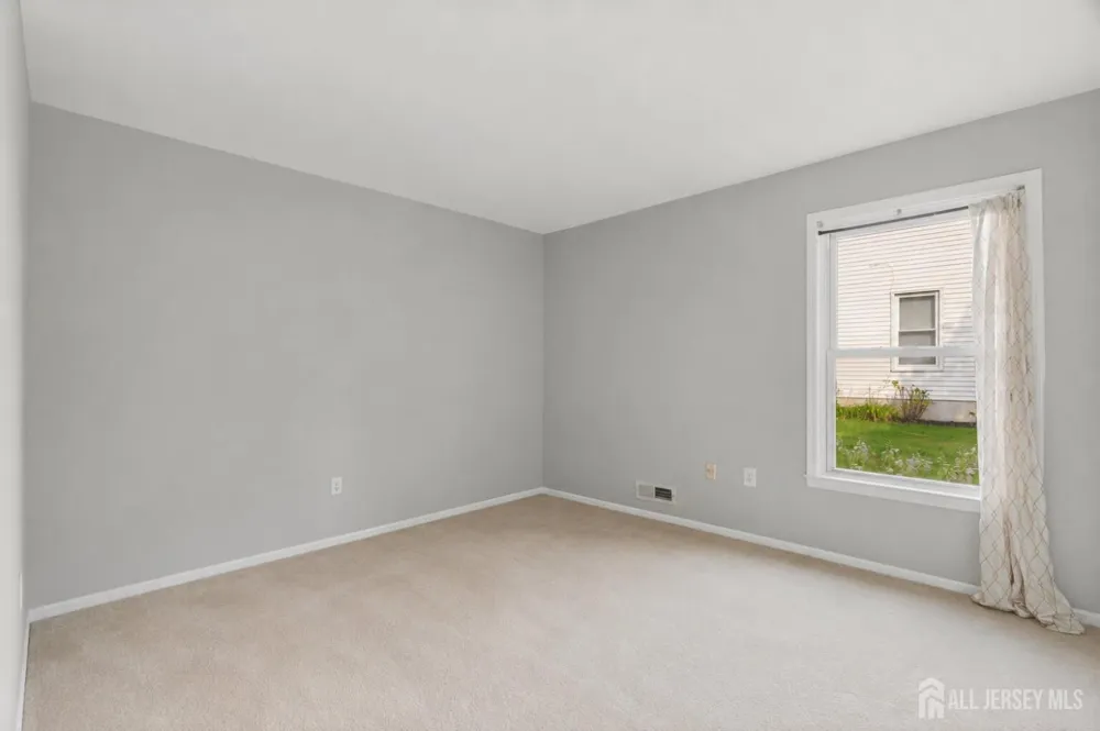 20 Franklin Drive Plainsboro, NJ 08536