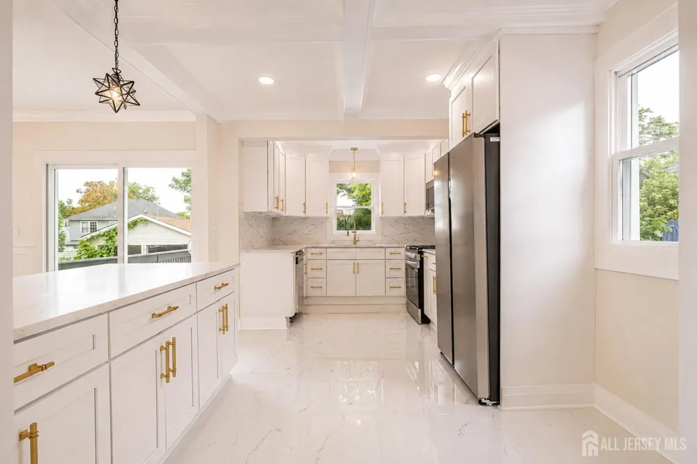 137 Cooper Avenue Iselin, NJ 08830