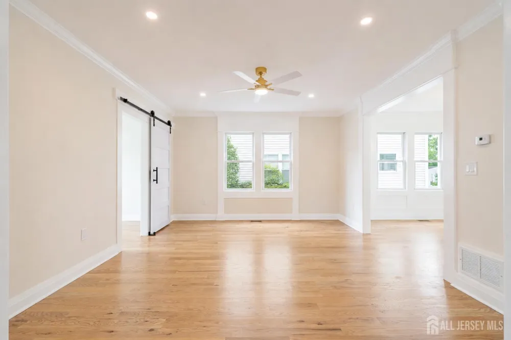 137 Cooper Avenue Iselin, NJ 08830