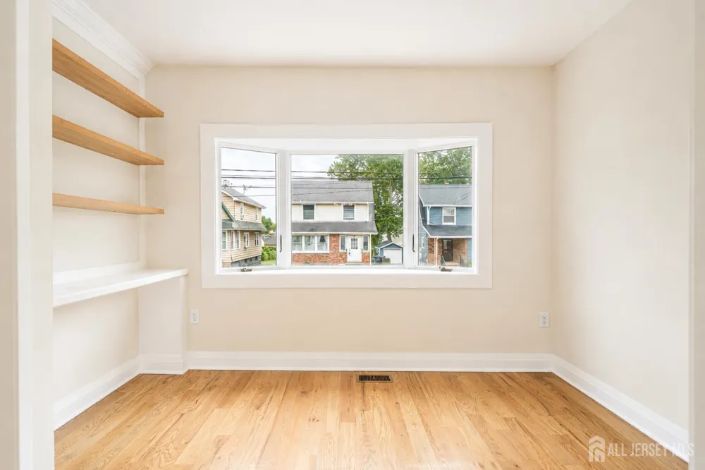 137 Cooper Avenue Iselin, NJ 08830
