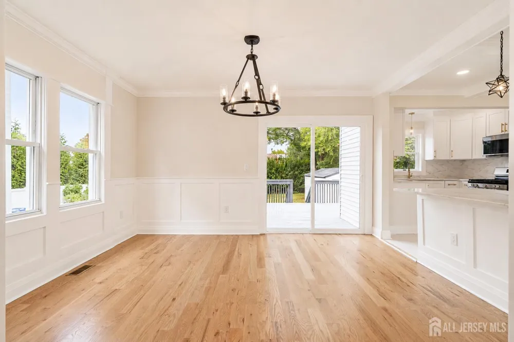 137 Cooper Avenue Iselin, NJ 08830