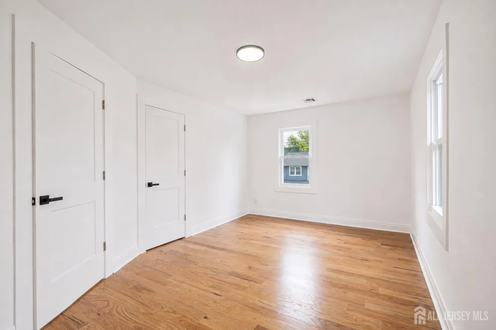 137 Cooper Avenue Iselin, NJ 08830
