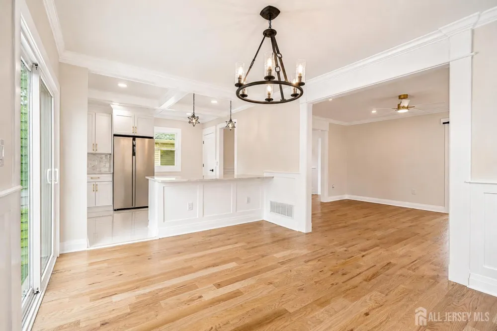 137 Cooper Avenue Iselin, NJ 08830