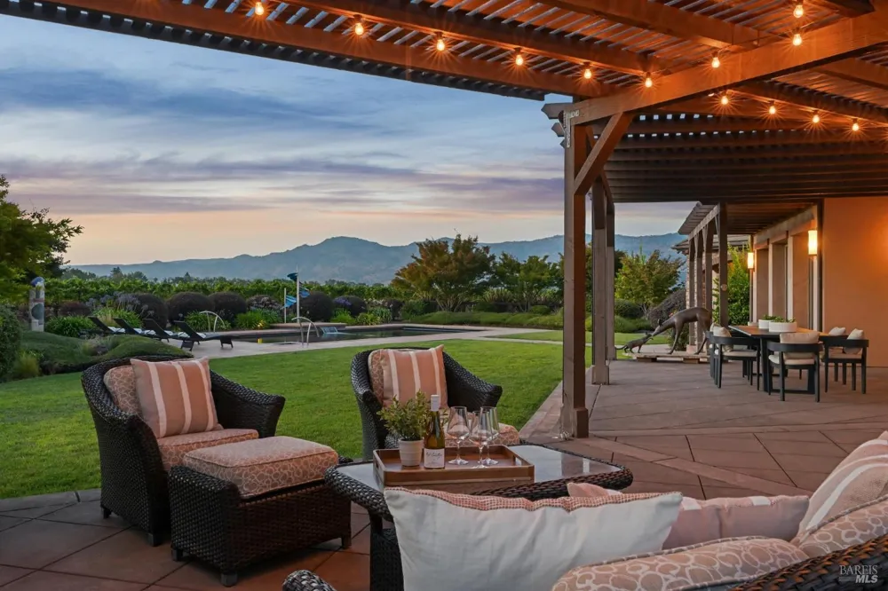 55 Hunter Ranch Road Napa, CA 94558