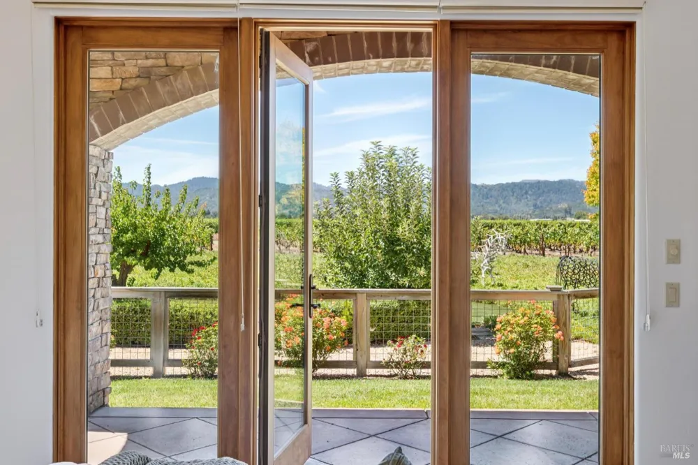55 Hunter Ranch Road Napa, CA 94558