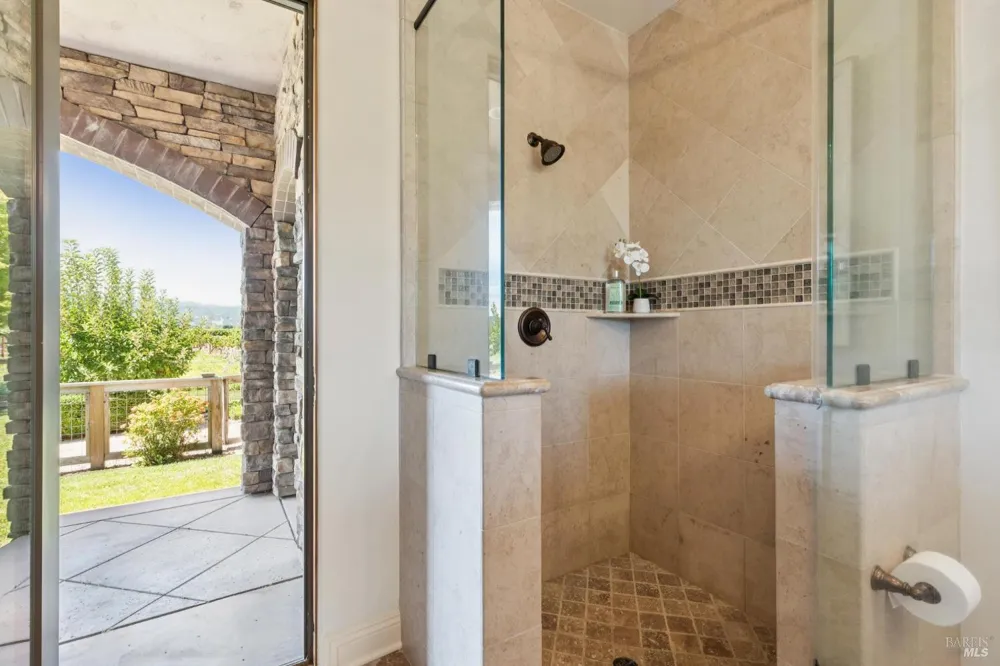 55 Hunter Ranch Road Napa, CA 94558