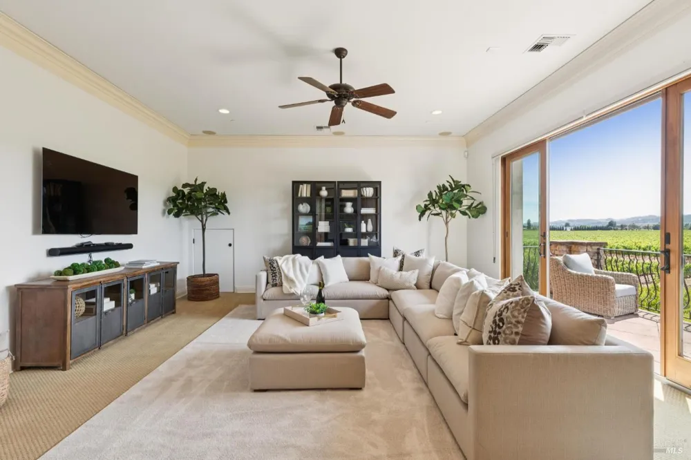 55 Hunter Ranch Road Napa, CA 94558