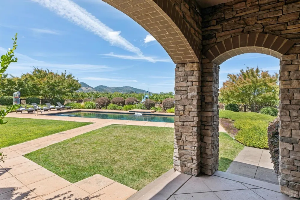 55 Hunter Ranch Road Napa, CA 94558