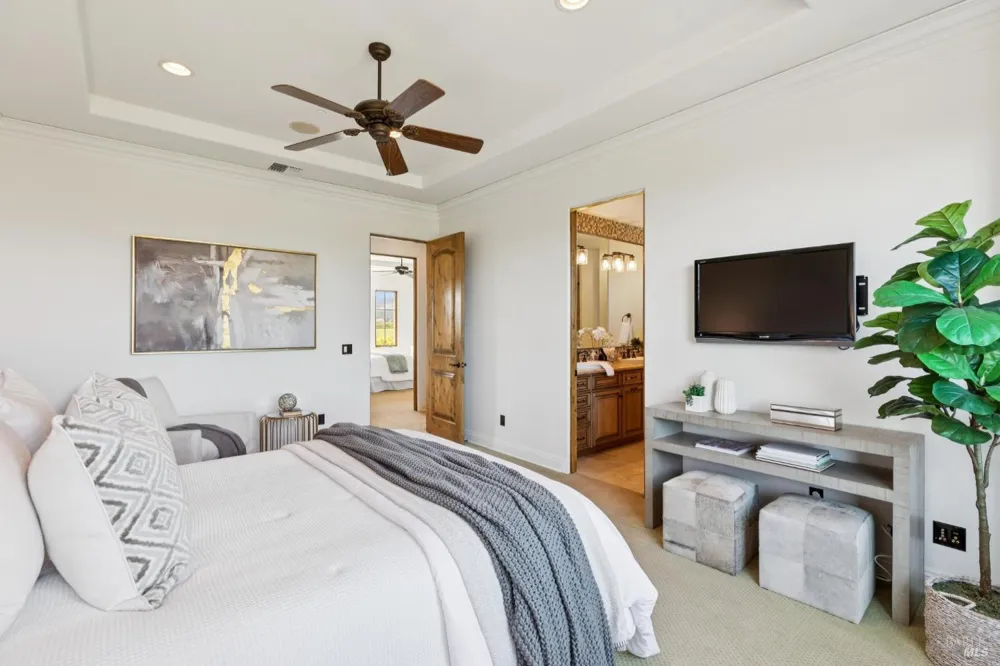 55 Hunter Ranch Road Napa, CA 94558