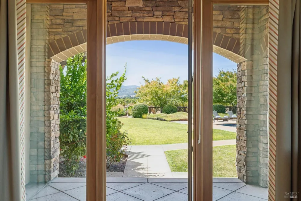 55 Hunter Ranch Road Napa, CA 94558