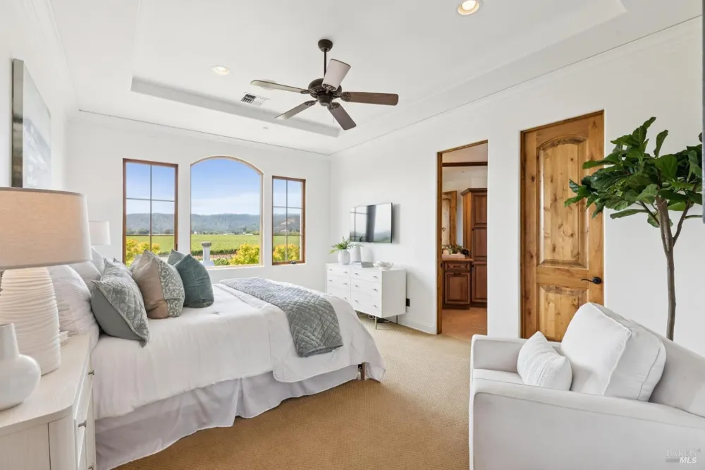 55 Hunter Ranch Road Napa, CA 94558