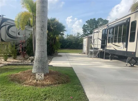 5252 Cypress Trail Resort Circle