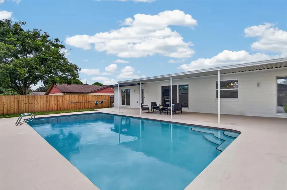 412 MAJORCA AVENUE Altamonte Springs, FL 32714