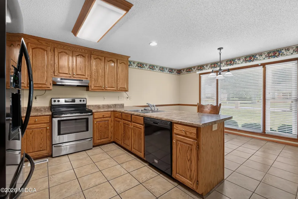 143 Hudson Way Macon, GA 31216