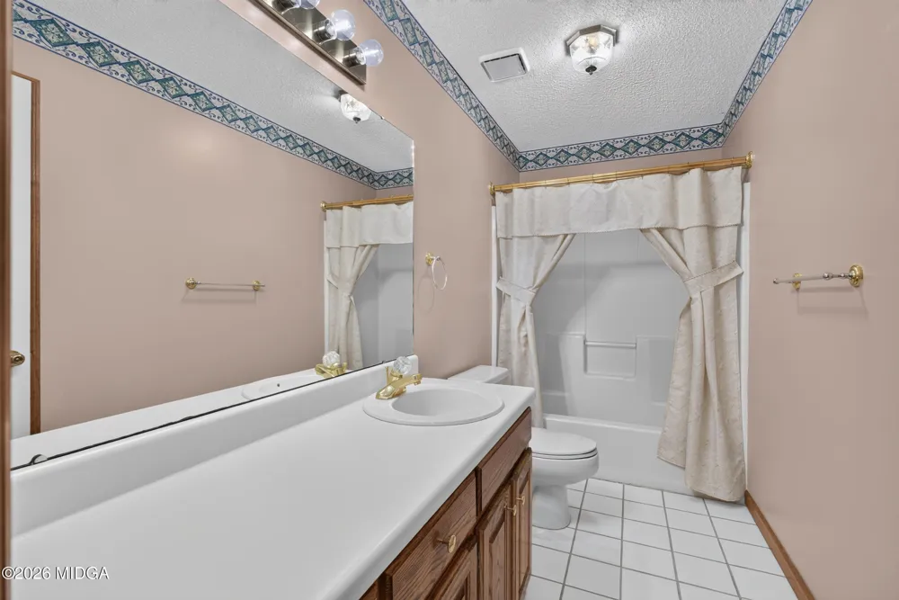 143 Hudson Way Macon, GA 31216