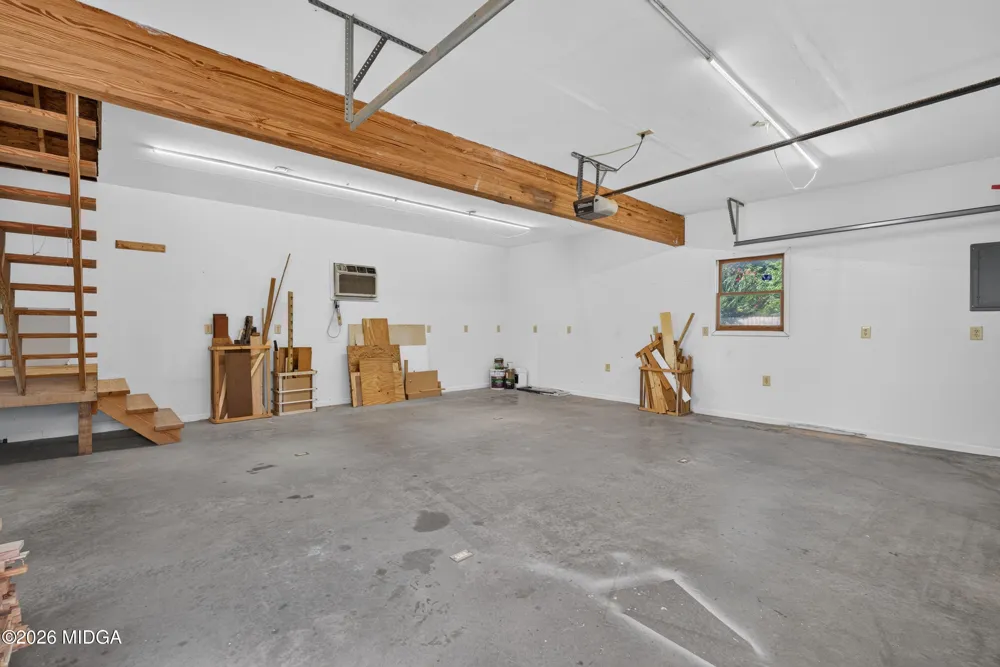 143 Hudson Way Macon, GA 31216