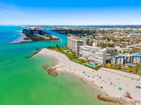 7000 BEACH PLAZA #307