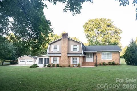 3401 Tracelake Drive
