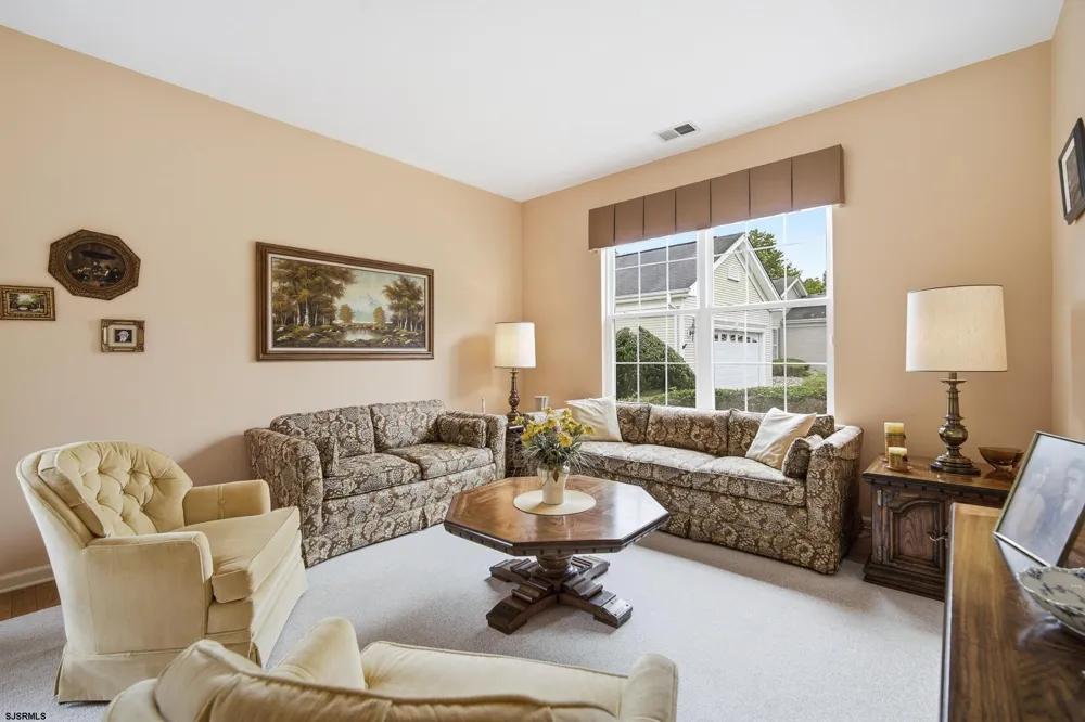 550 Newbury Ct Galloway Township, NJ 08205