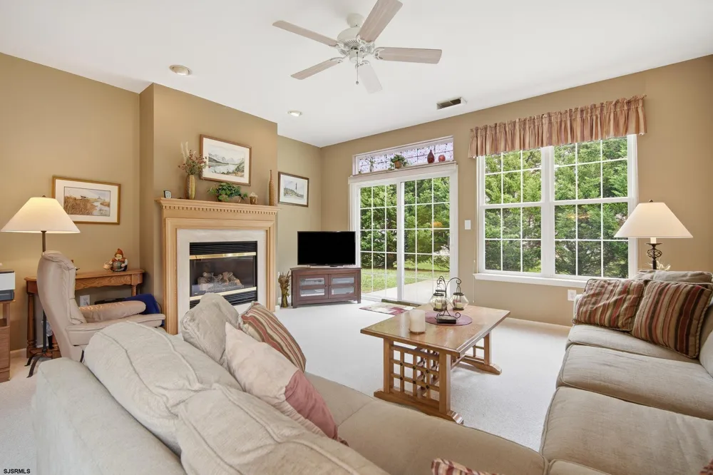 550 Newbury Ct Galloway Township, NJ 08205