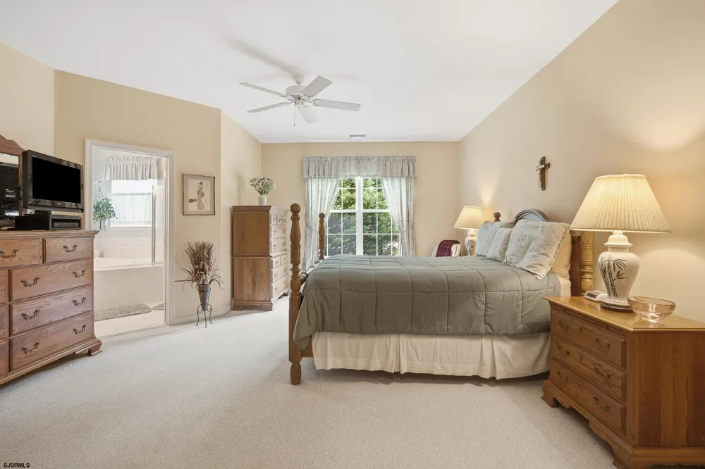 550 Newbury Ct Galloway Township, NJ 08205
