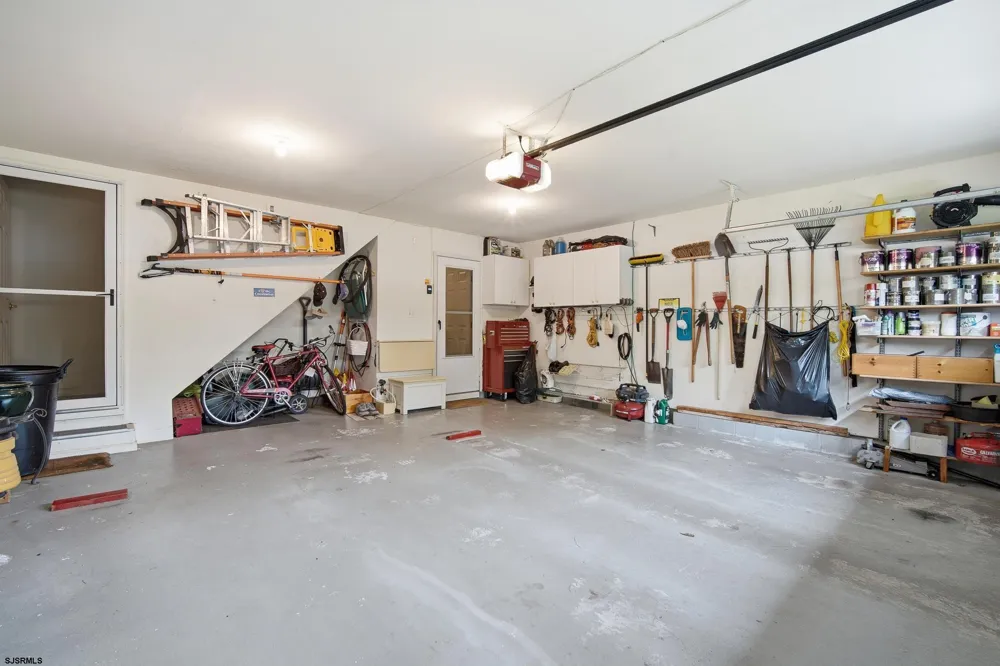 550 Newbury Ct Galloway Township, NJ 08205