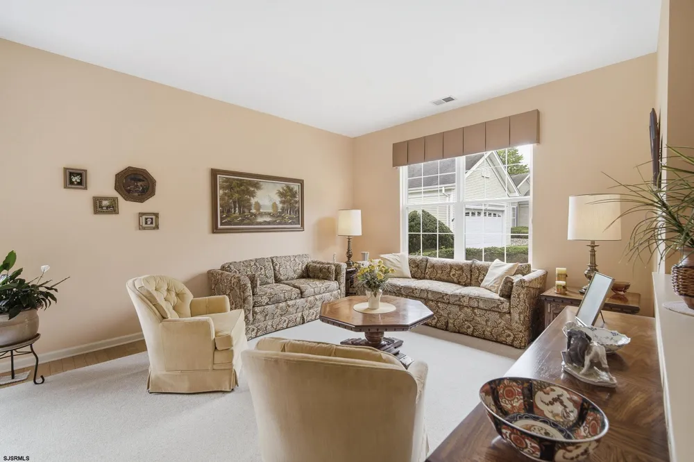 550 Newbury Ct Galloway Township, NJ 08205
