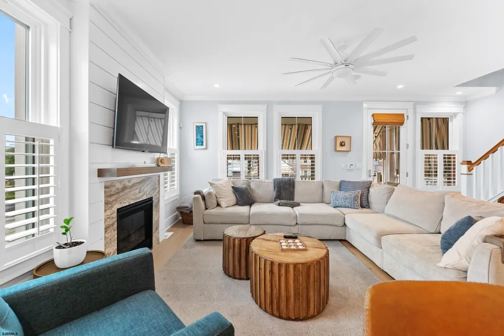 130 West Ave Ocean City, NJ 08226