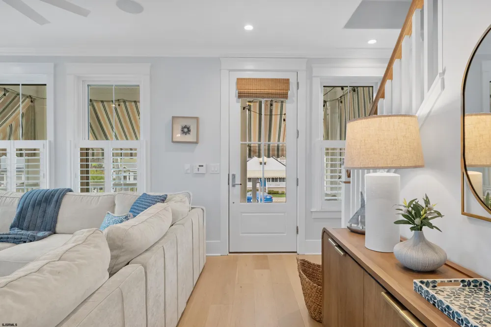 130 West Ave Ocean City, NJ 08226